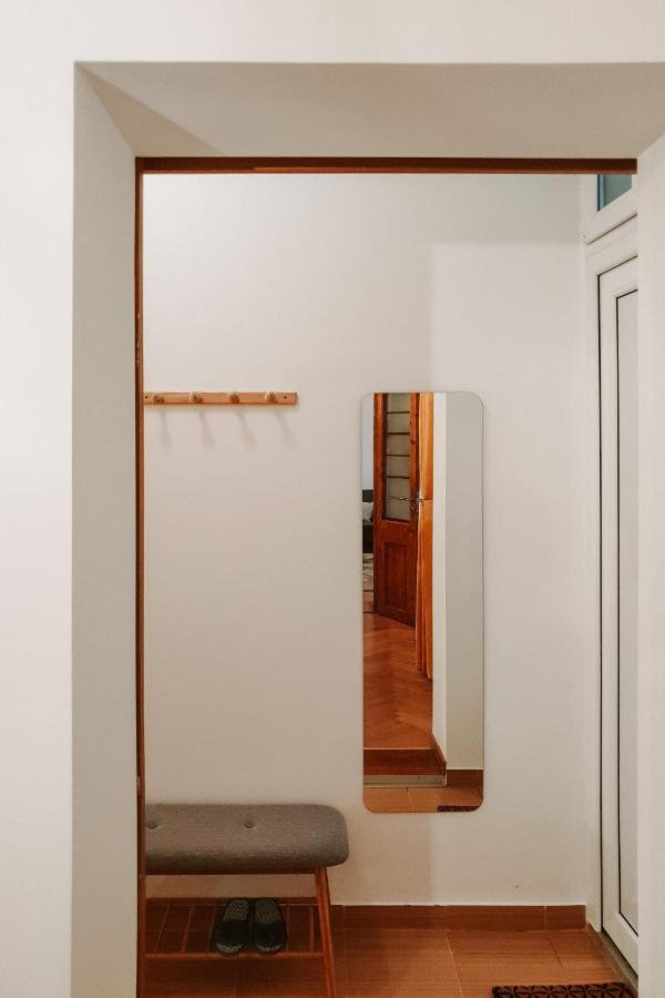 Garden Hideout - Central Apartment บราชอฟ ภายนอก รูปภาพ